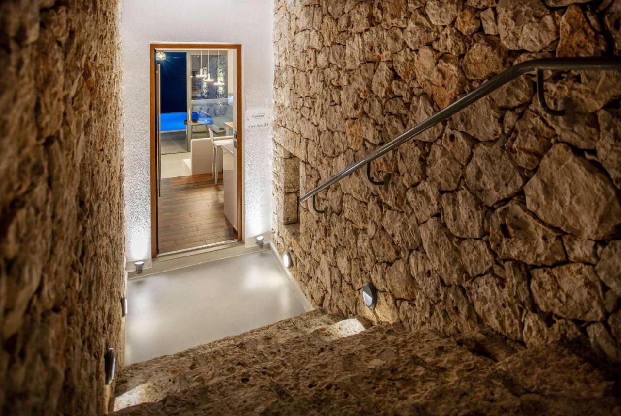 Emerald Cave Suites 圣尼古拉奥斯 外观 照片